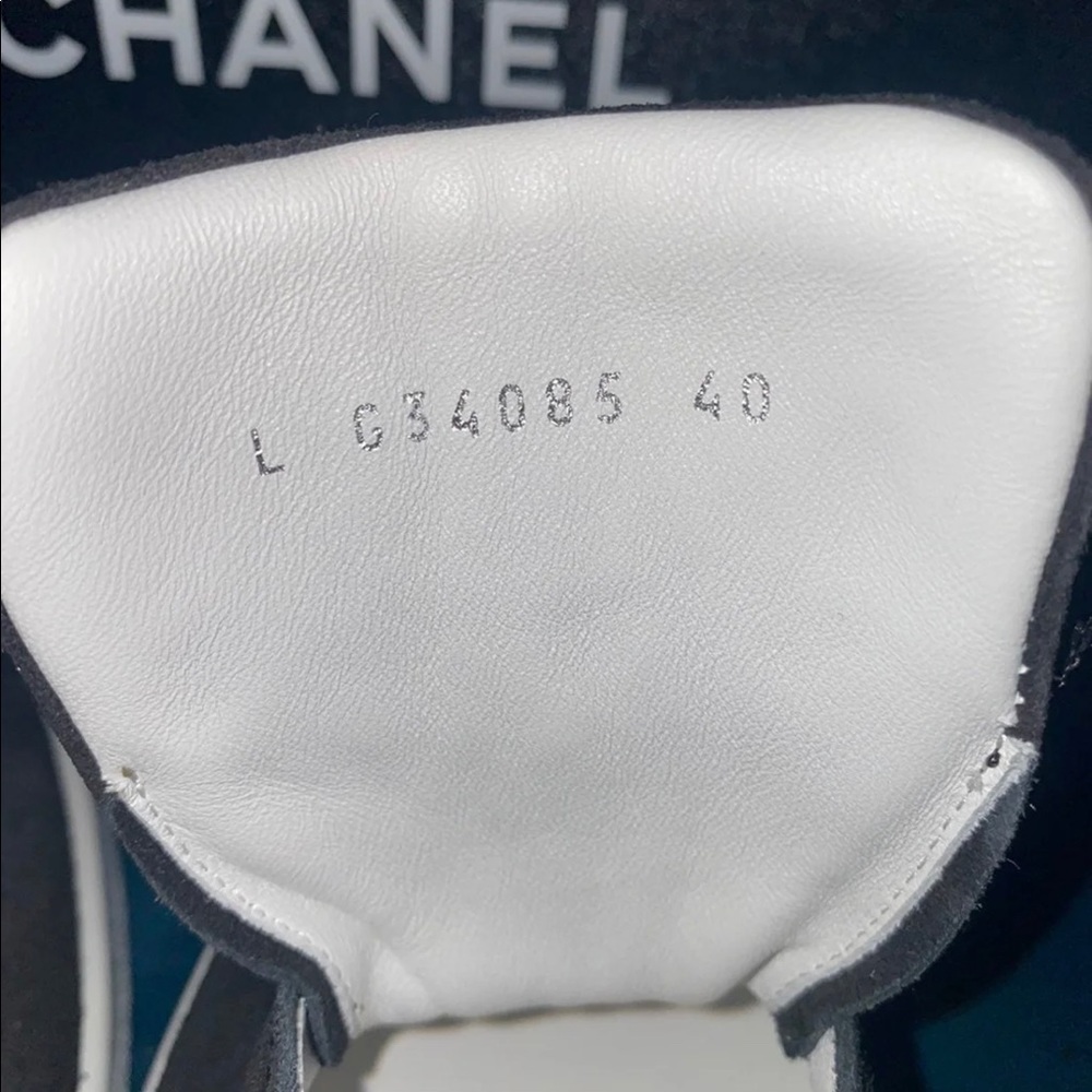 AUTHENTIC Chanel Suede Calfskin Weekend Sneaker - Picture 6 of 11